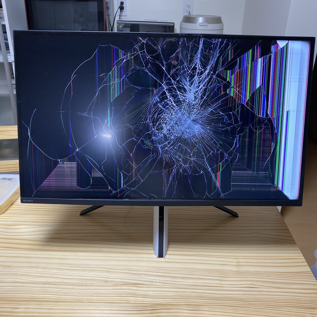 Yahoo!オークション -「液晶 割れ」(モニタ) (周辺機器)の落札相場