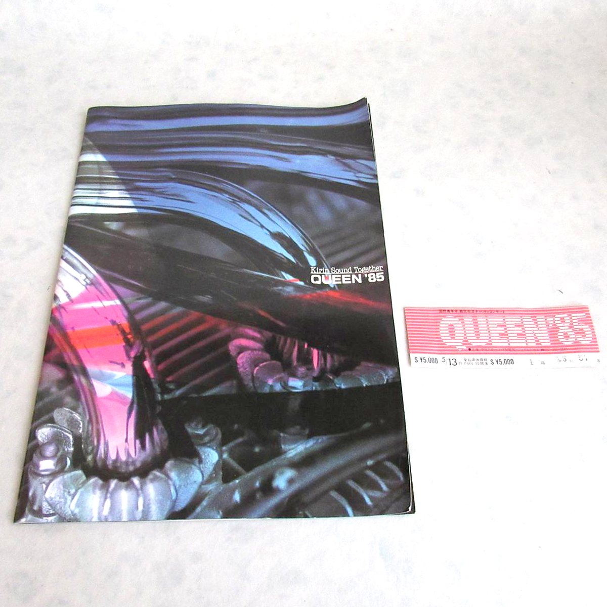 Yahoo!オークション -「queen」(パンフレット) (記念品、思い出の品)の