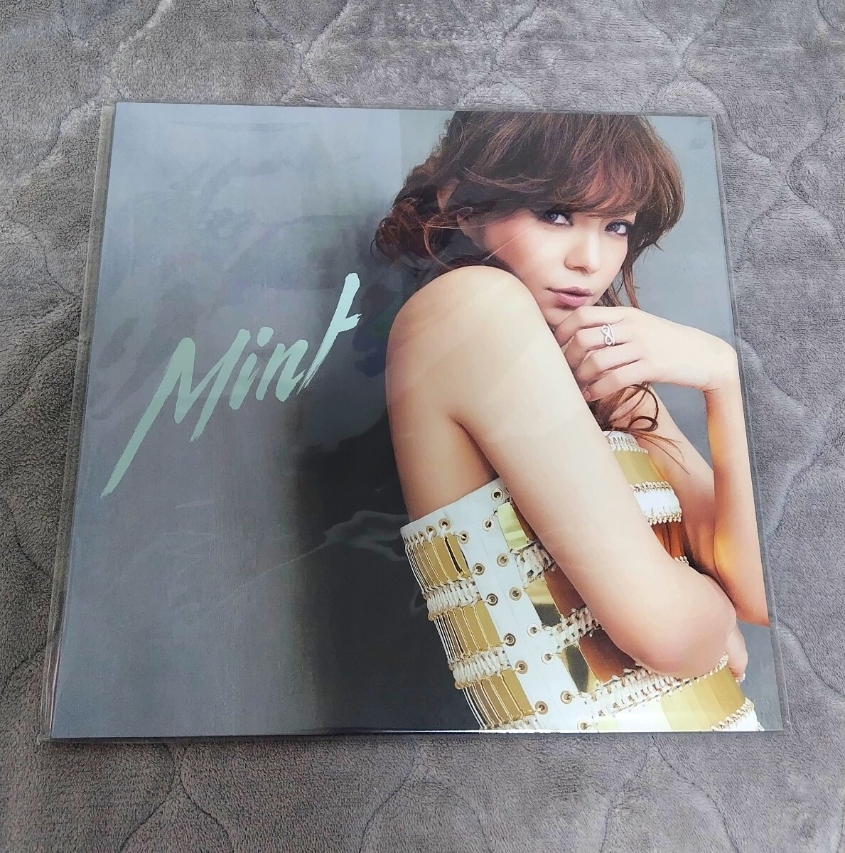 Yahoo!オークション -「安室奈美恵」(レコード) の落札相場・落札価格