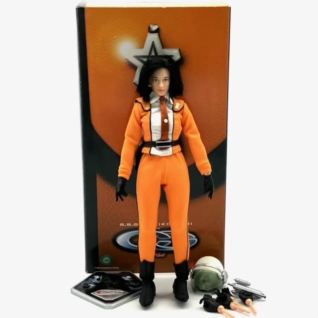 Yahoo!オークション -「アキコ隊員」(フィギュア) の落札相場・落札価格