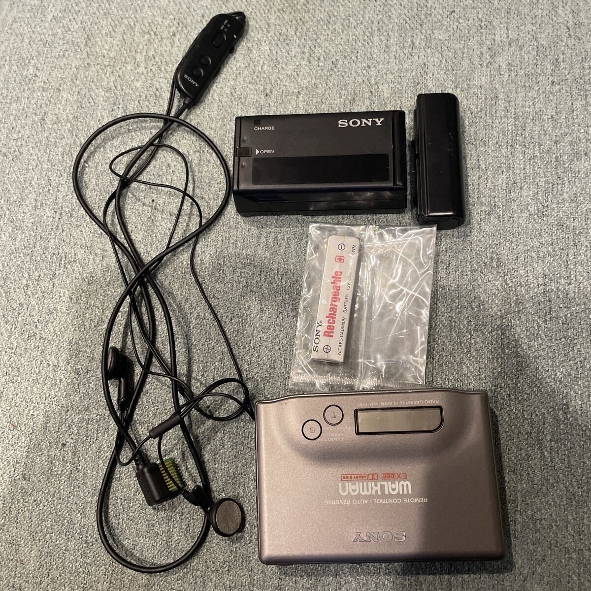 Yahoo!オークション -「ソニー wm-f702」の落札相場・落札価格