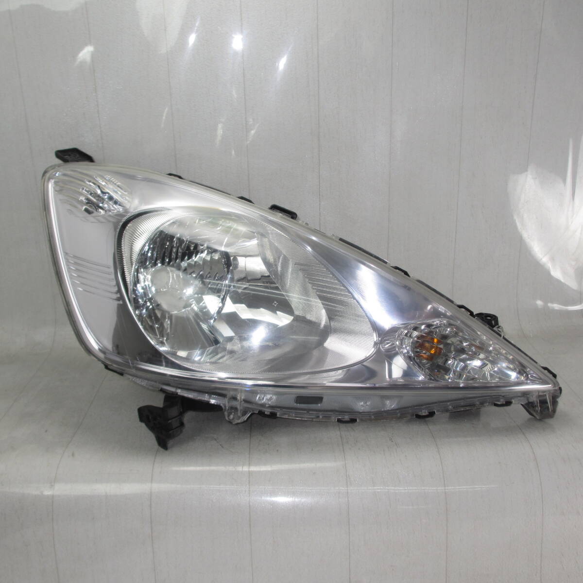 Yahoo!オークション -「フィット ge6 ヘッドライト hid 右」の落札相場