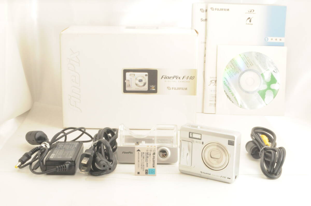 Yahoo!オークション -「finepix f440」の落札相場・落札価格