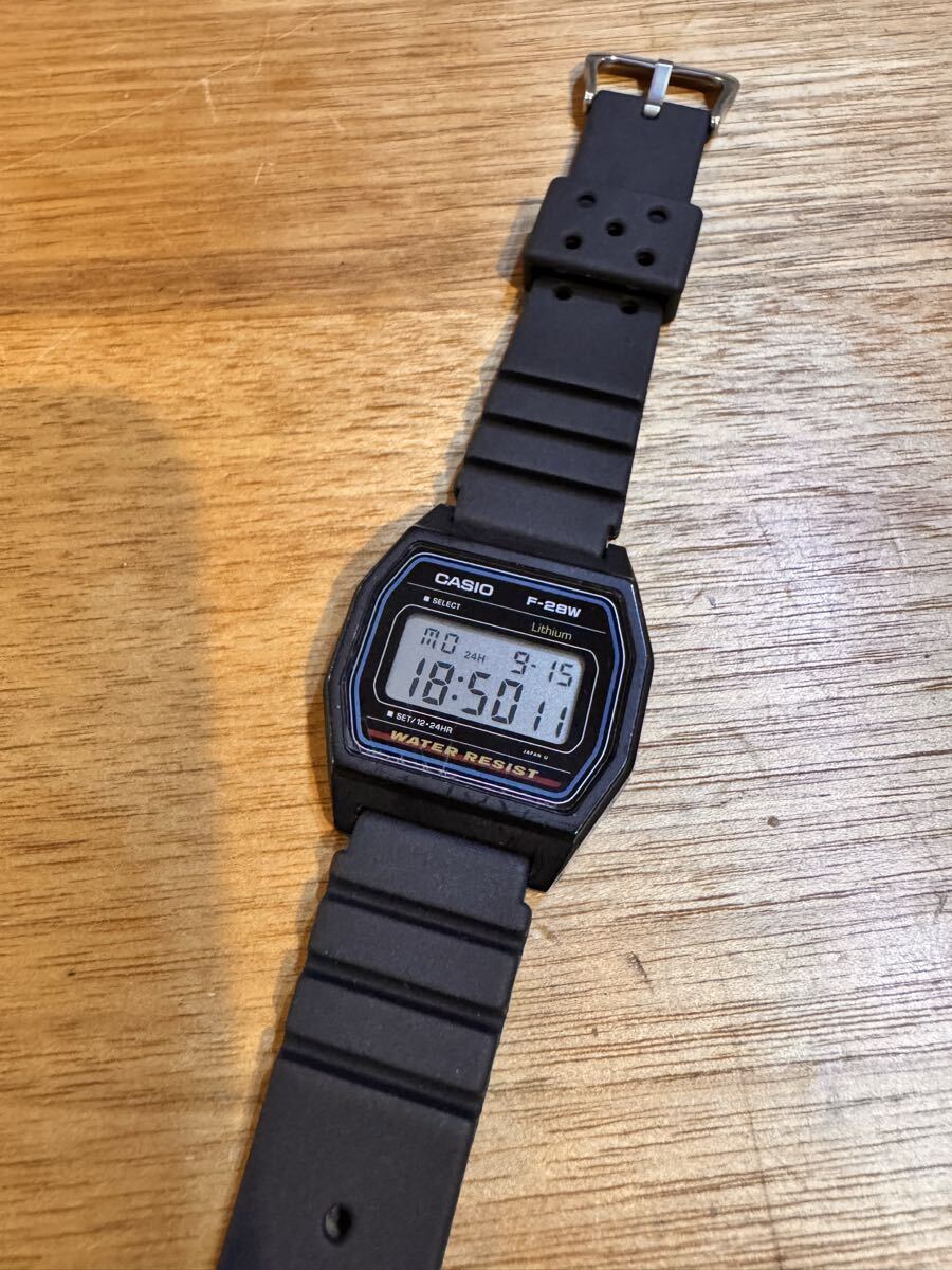 Yahoo!オークション -「カシオ f28w」の落札相場・落札価格