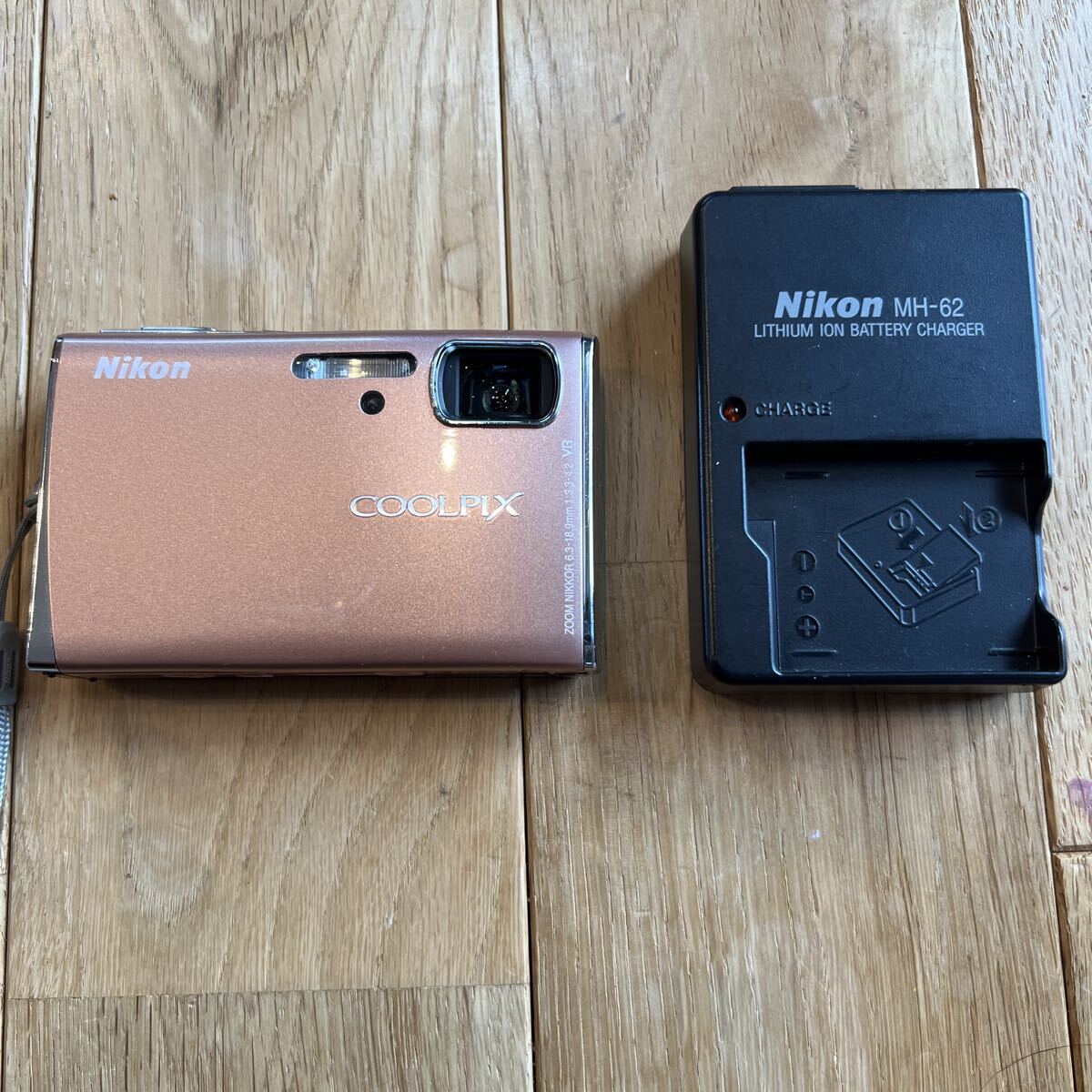 Yahoo!オークション -「nikon coolpix s52」の落札相場・落札価格