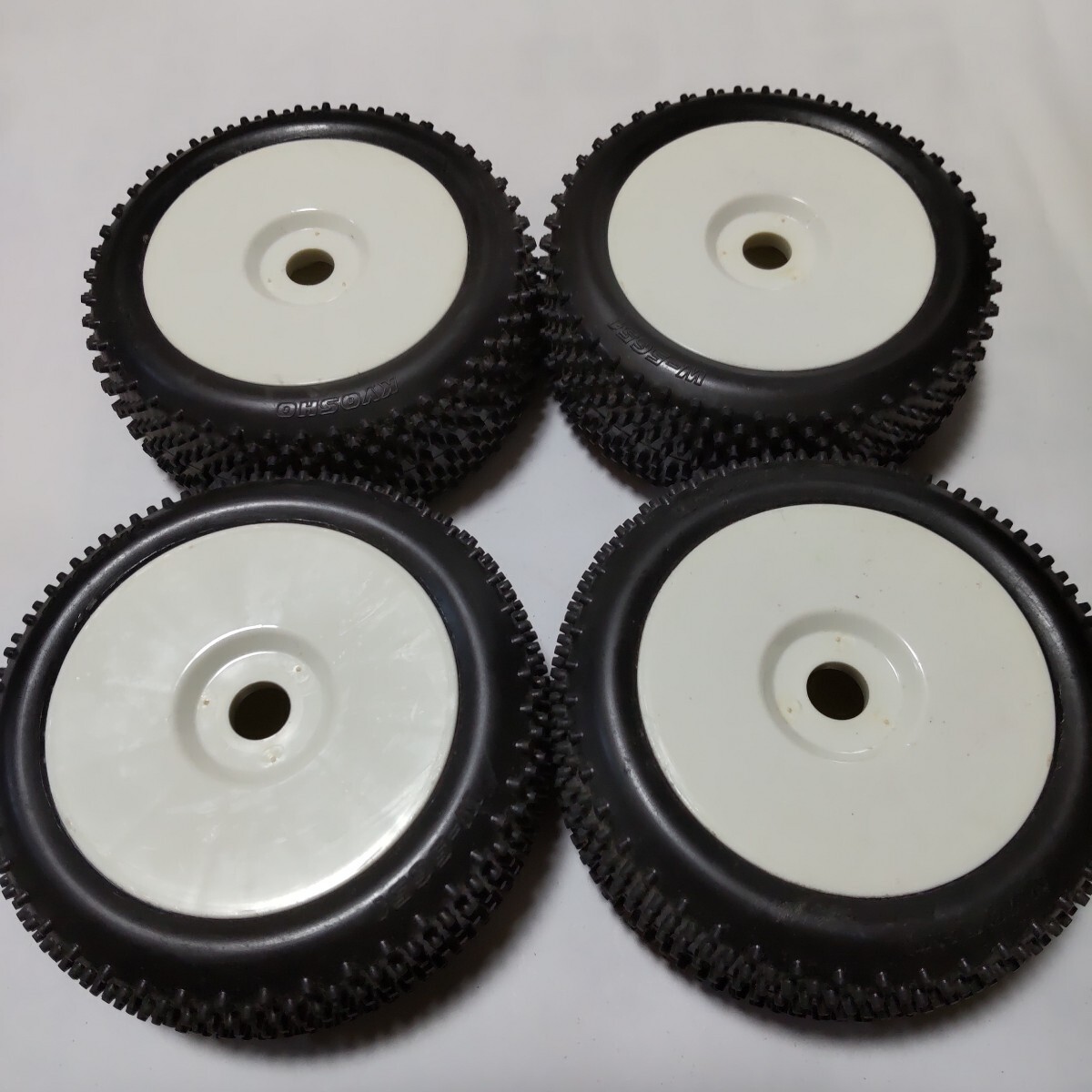 Yahoo!オークション -「京商 インファーノ」(タイヤ) (パーツ)の落札