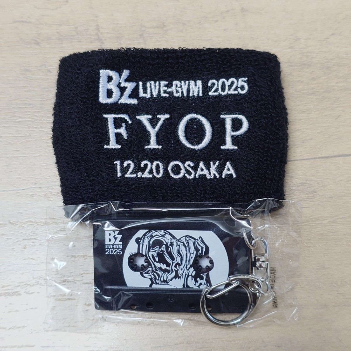 B'z FYOP ツアーグッズ 12 21 大阪 京セラドーム ガチャガチャ 日付