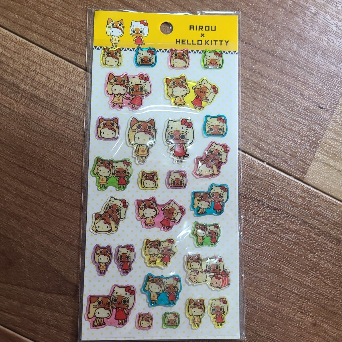 海外限定 ハローキティ ダイカットメモ サンリオ 平成レトロ メモ帳 激