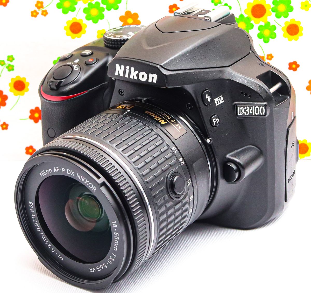 Nikon D3400 レッド かわいい赤 スマホ転送OK 初心者向け一眼レフ