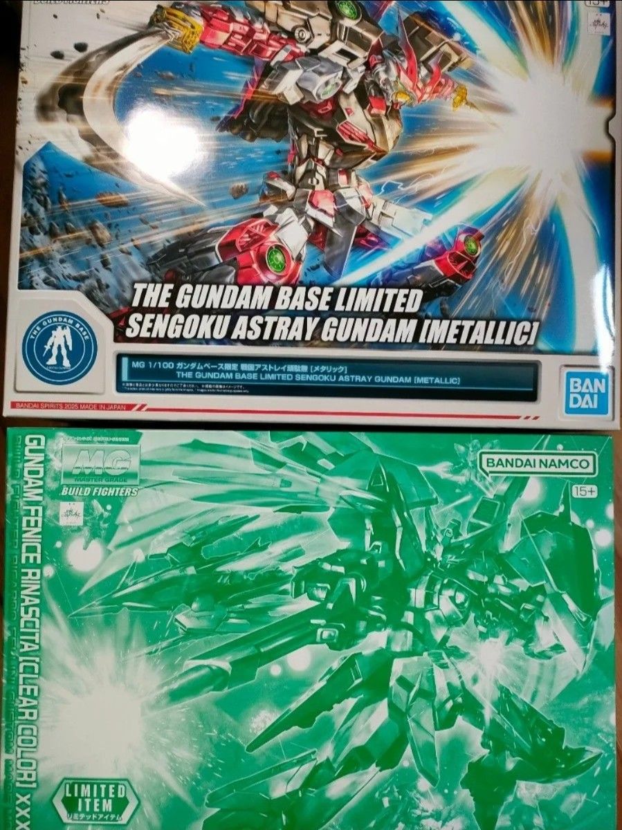 MG 戦国アストレイ頑駄無 [メタリック] ＋ MG ガンダムフェニーチェ