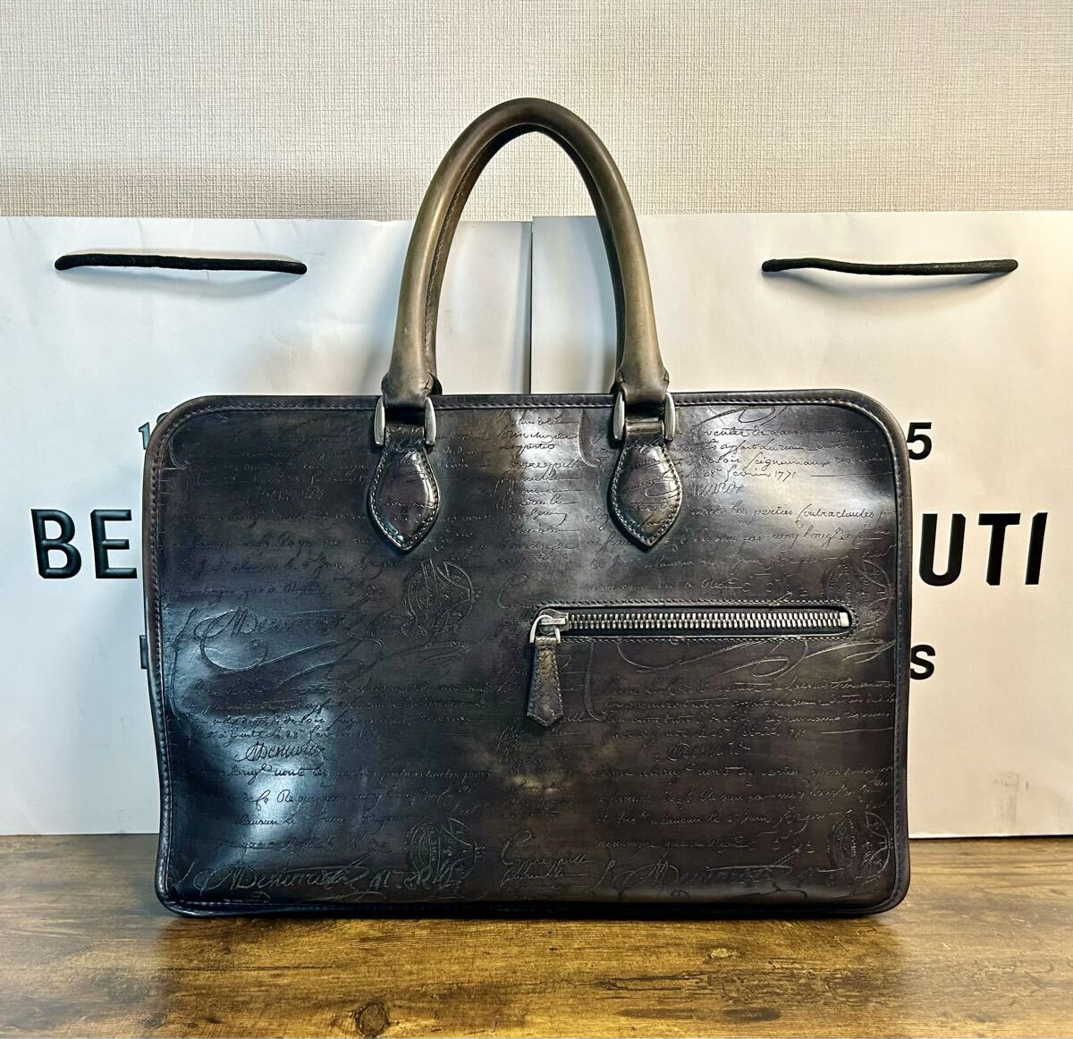 希少オルガ期 定価約68万円 Berluti ベルルッティ アンジュール Un