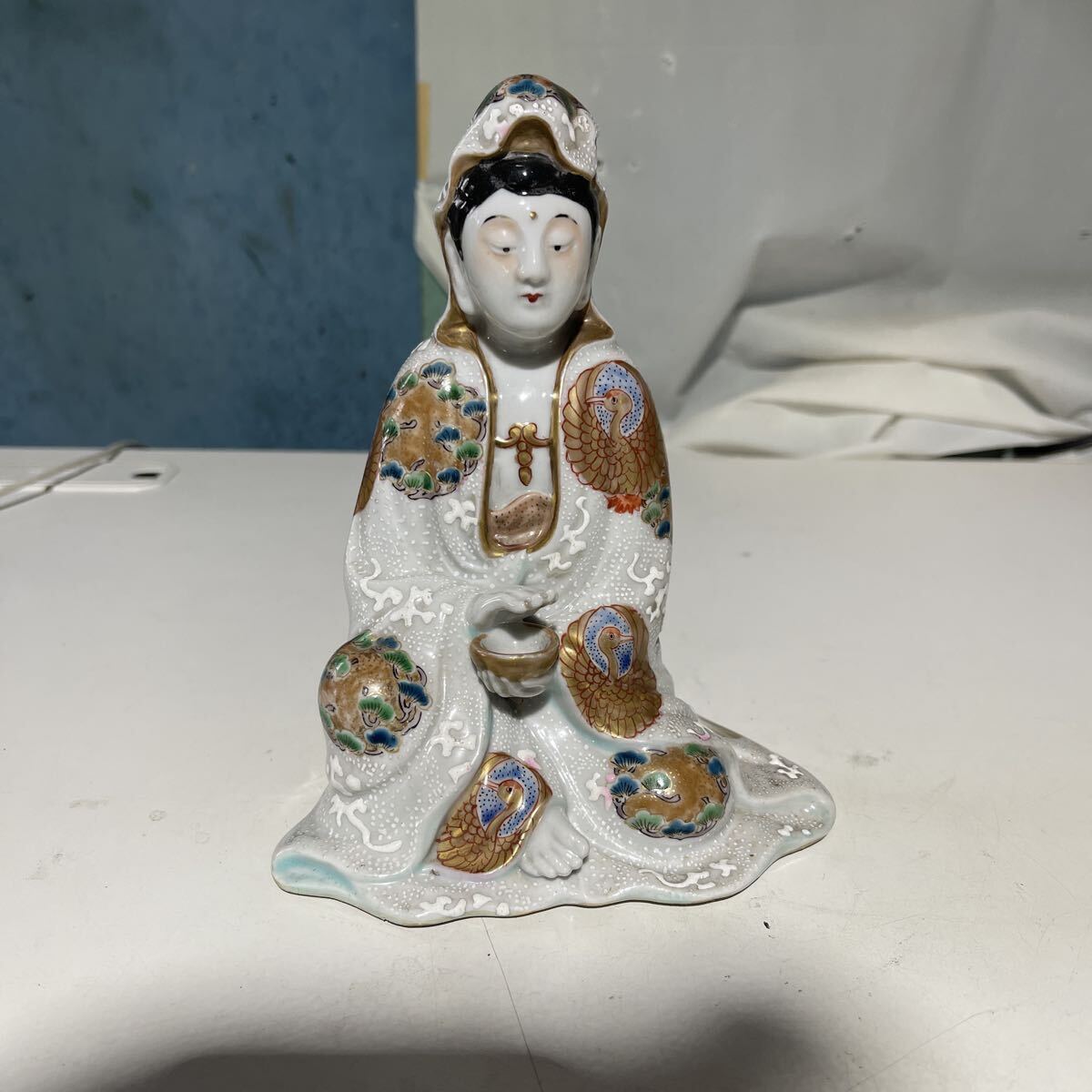 Yahoo!オークション -「九谷焼観音像」(九谷) (日本の陶磁)の落札相場