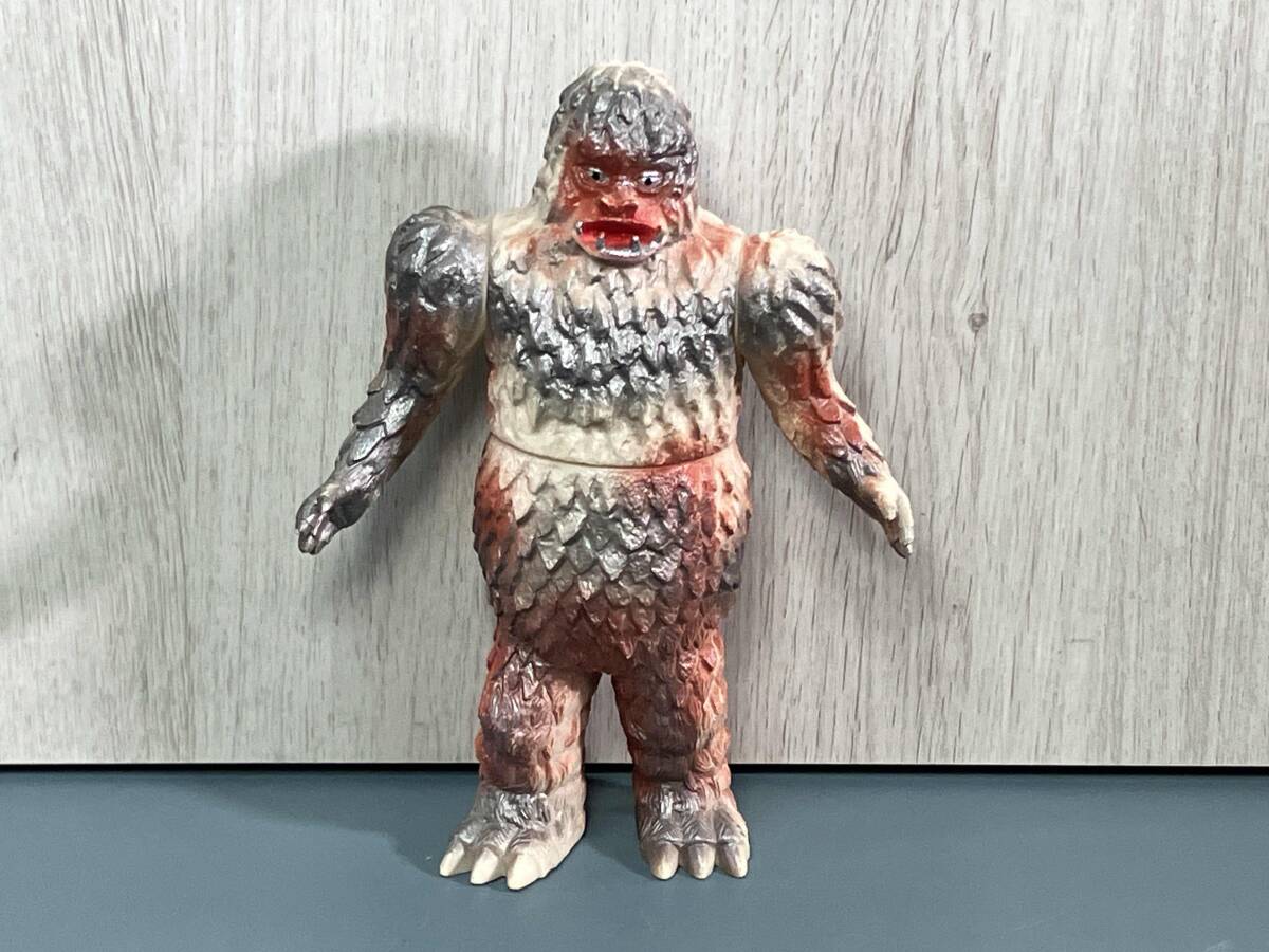 Yahoo!オークション -「ギガス ソフビ」の落札相場・落札価格