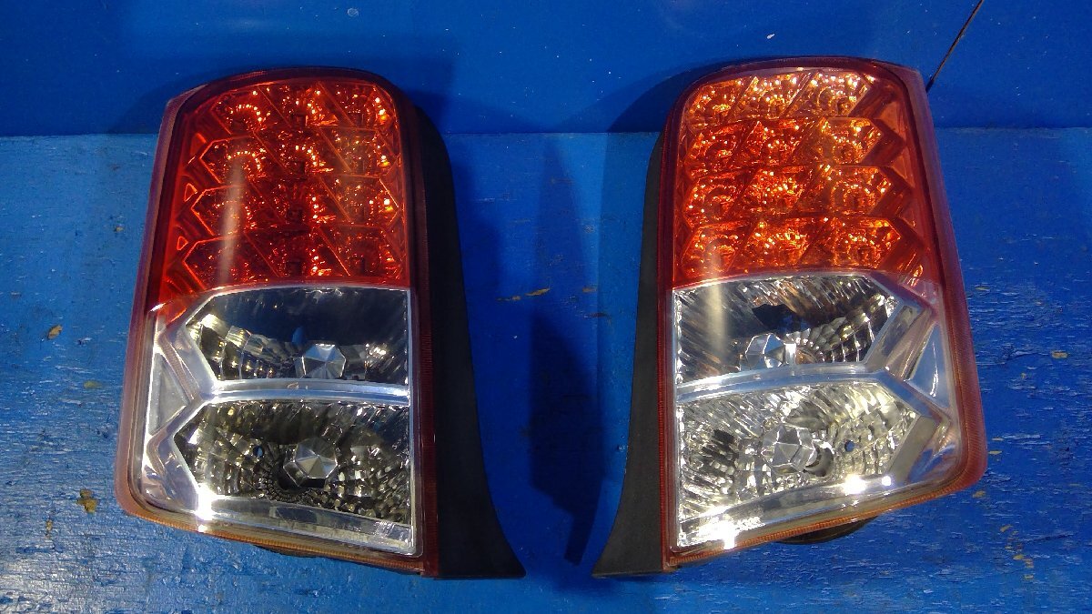 Yahoo!オークション -「ルミオン ledテール」(トヨタ用) (自動車