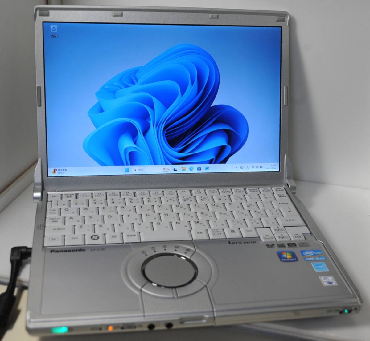 CF-S10 パナソニックノートパソコン （稼働ジャンク品） Panasonic