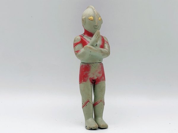 Yahoo!オークション -「初代ウルトラマンソフビ」の落札相場・落札価格