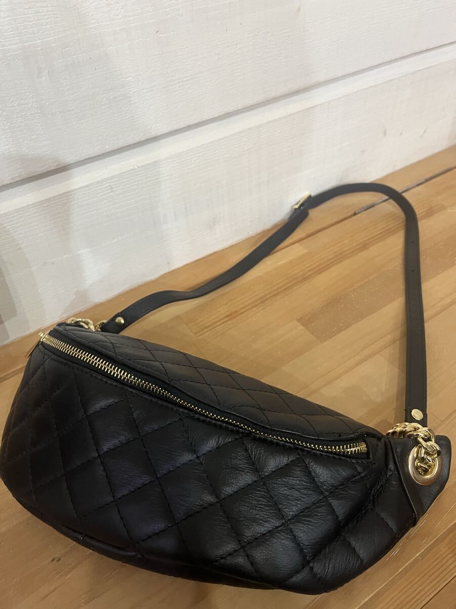 Yahoo!オークション -「オウレンティ ボディバッグ」の落札相場・落札価格