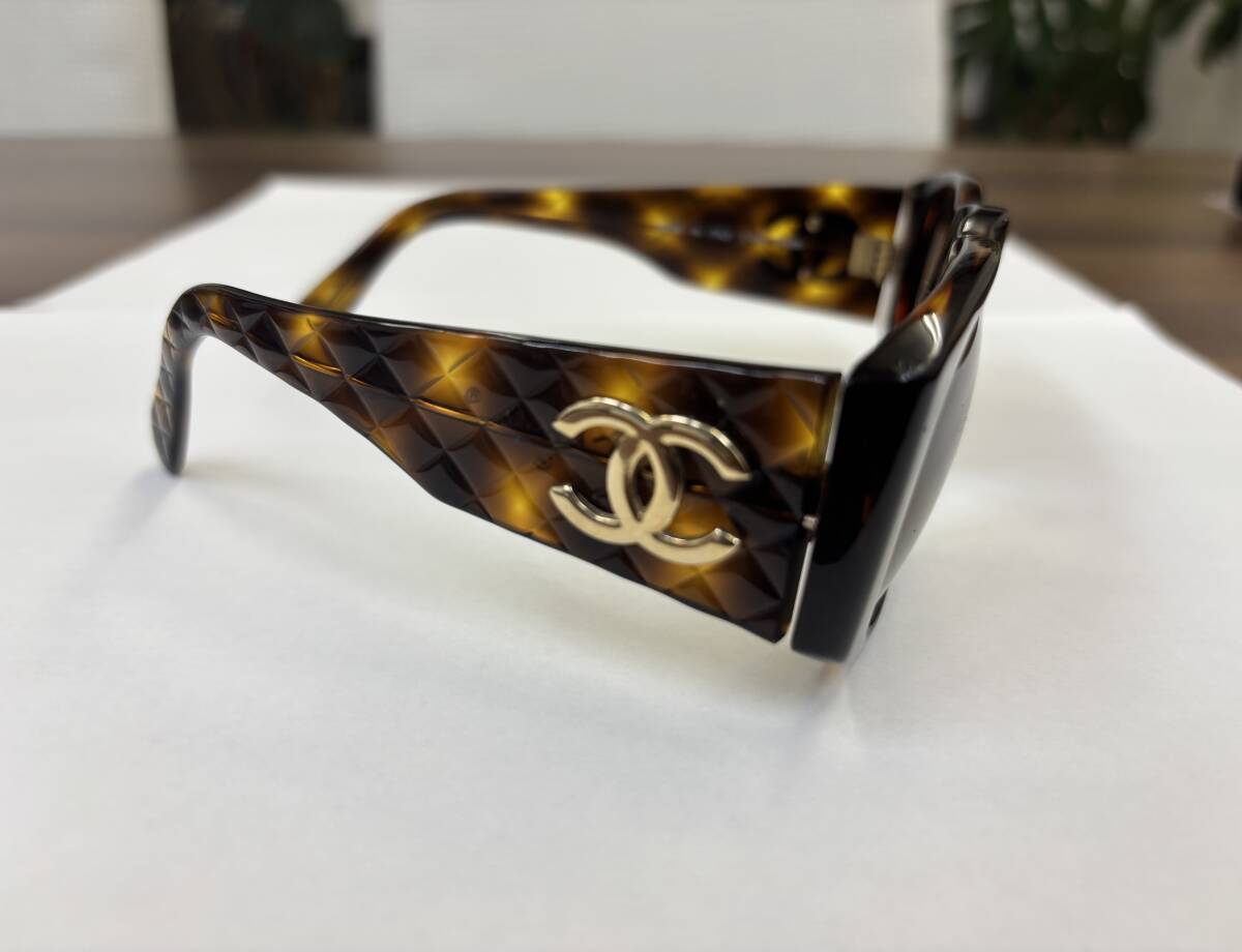 Yahoo!オークション -「シャネル サングラス ヴィンテージ」の落札相場