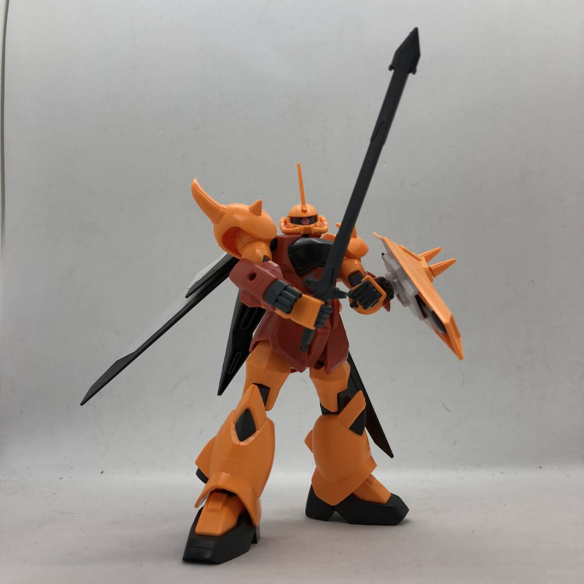 Yahoo!オークション -「hg グフイグナイテッド」(完成品) (ガンダム)の