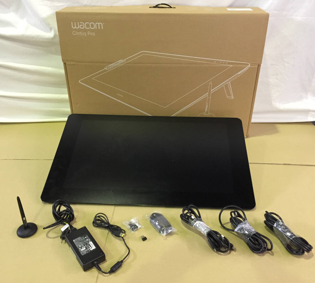 Yahoo!オークション -「cintiq 32」の落札相場・落札価格