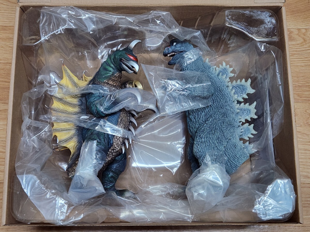 Yahoo!オークション -「東宝大怪獣シリーズ ガイガン」(特撮