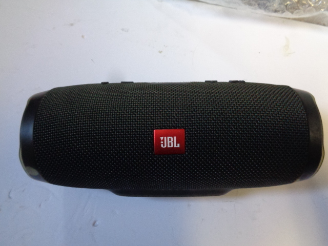 Yahoo!オークション -「jbl charge3 bluetoothスピーカー」の落札相場
