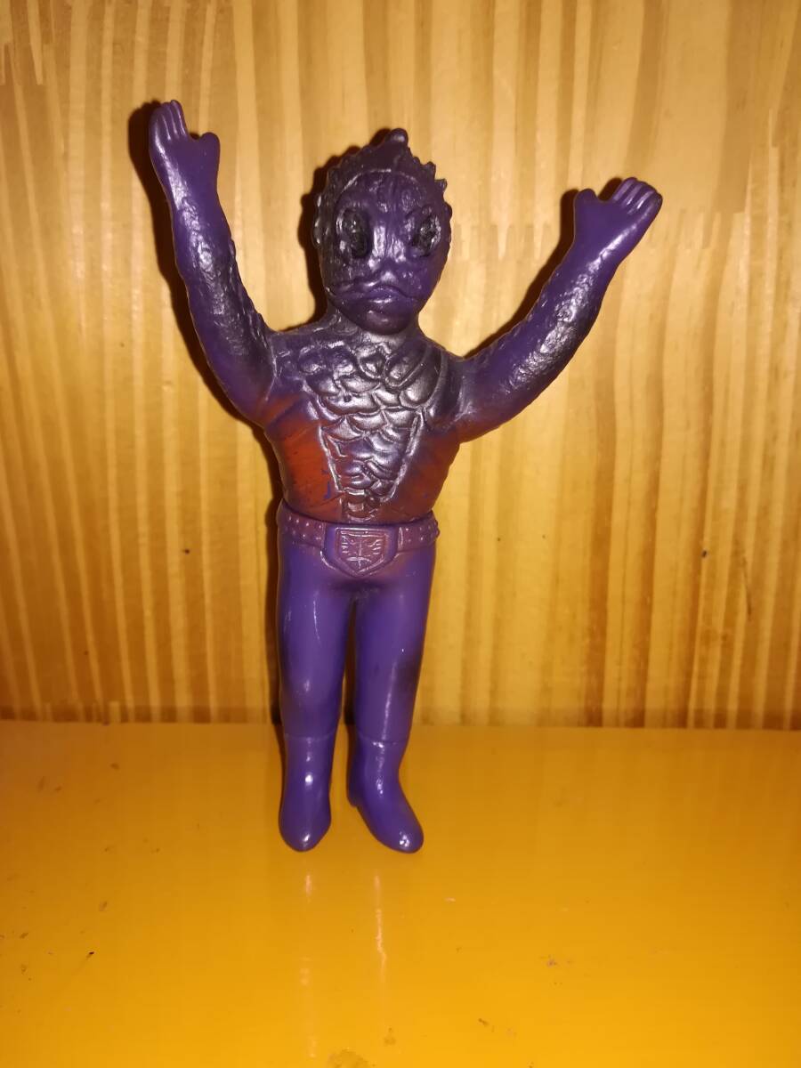 Yahoo!オークション -「アマゾニア」(ソフビ) (ビンテージ)の落札相場