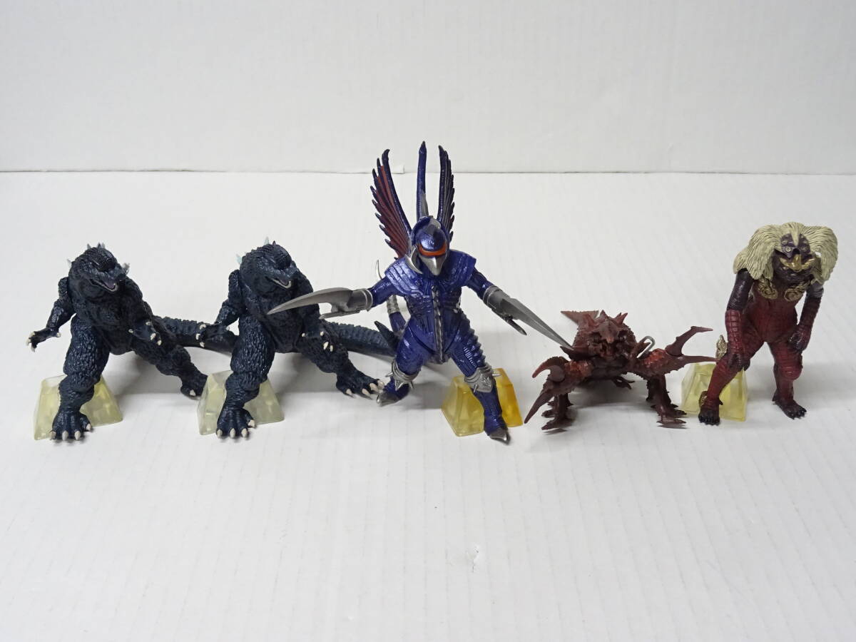 Yahoo!オークション -「アルティメットモンスターズ究極大怪獣」の落札