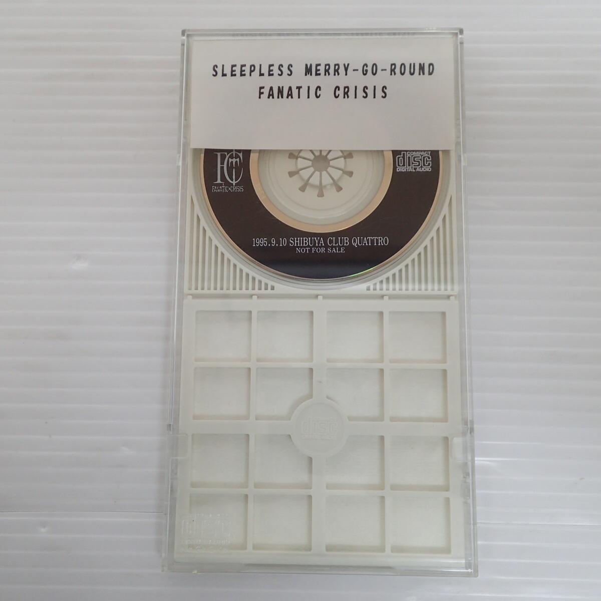 Yahoo!オークション -「fanatic crisis cd」(音楽) の落札相場・落札価格