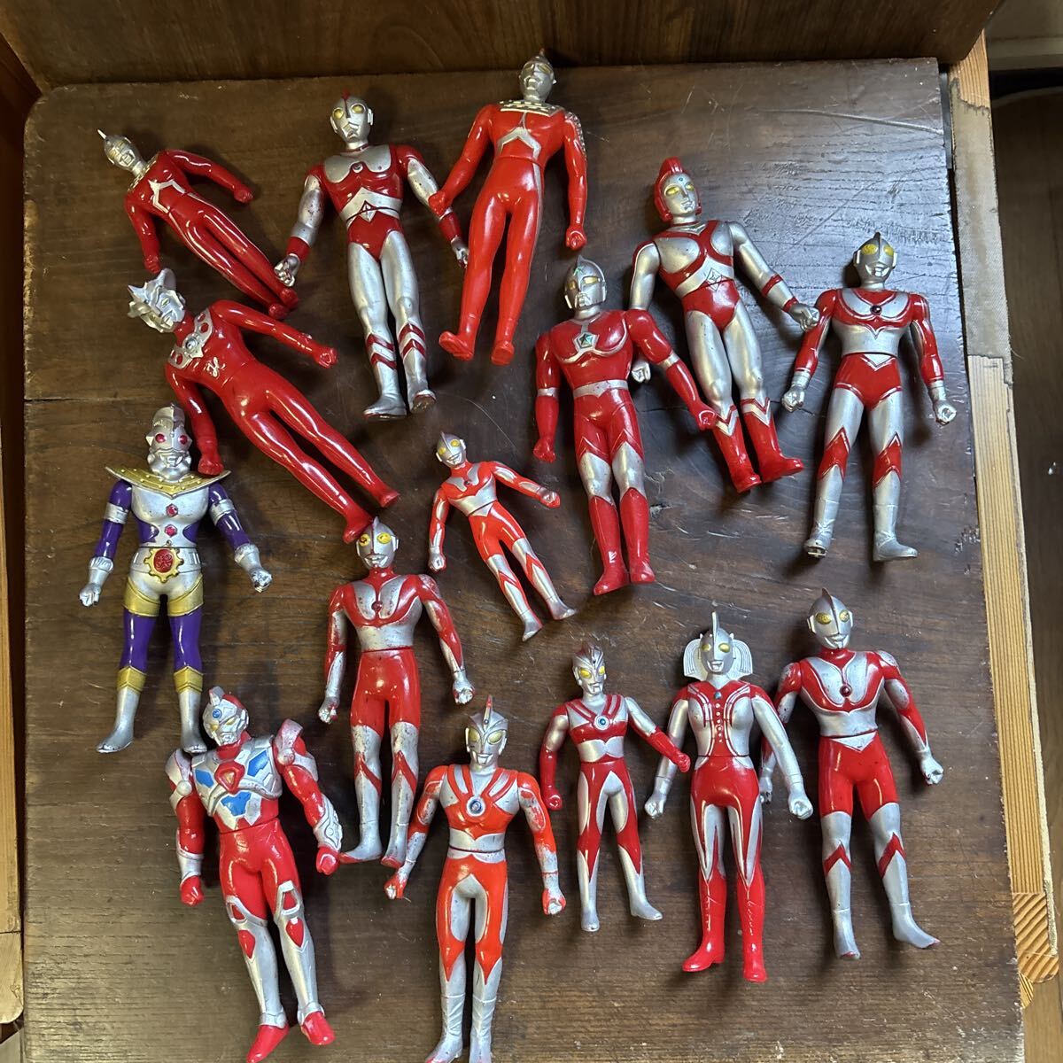 激レア】ウルトラマングラフィティ 指人形 16体セット ソフビ 円谷プロ