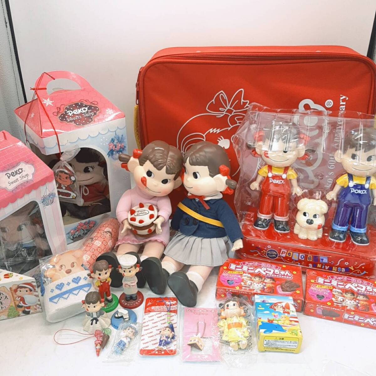 Yahoo!オークション -「ペコちゃん60周年記念」の落札相場・落札価格