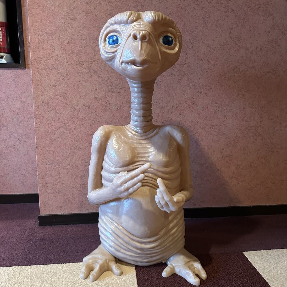 Yahoo!オークション -「e.t. 等身大」の落札相場・落札価格