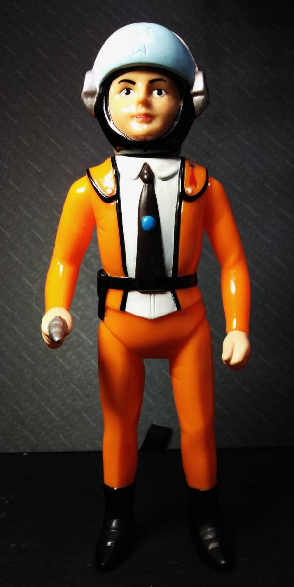 Yahoo!オークション -「ハヤタ隊員 ソフビ」の落札相場・落札価格