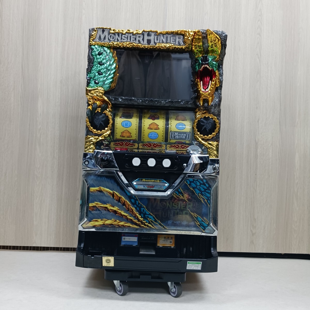 Yahoo!オークション -「パチスロ モンスターハンター コイン不要機