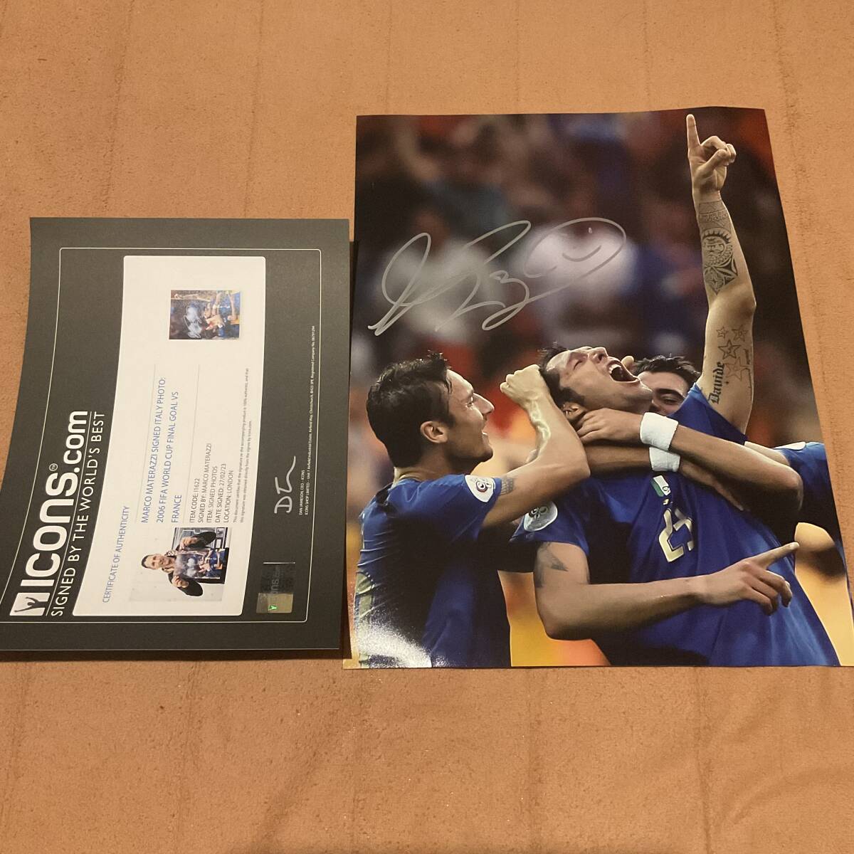 Yahoo!オークション -「トッティ サイン」の落札相場・落札価格