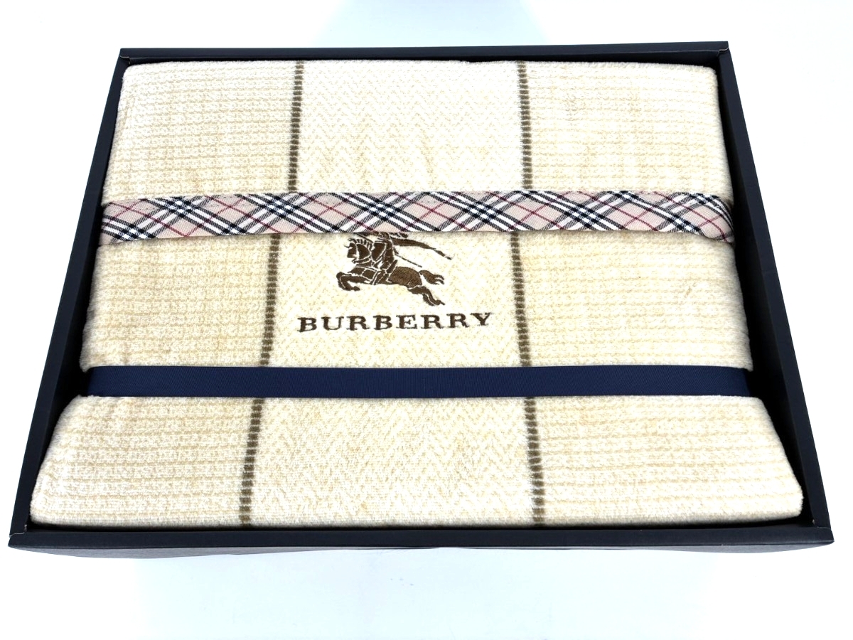 Yahoo!オークション -「バーバリー綿毛布」の落札相場・落札価格