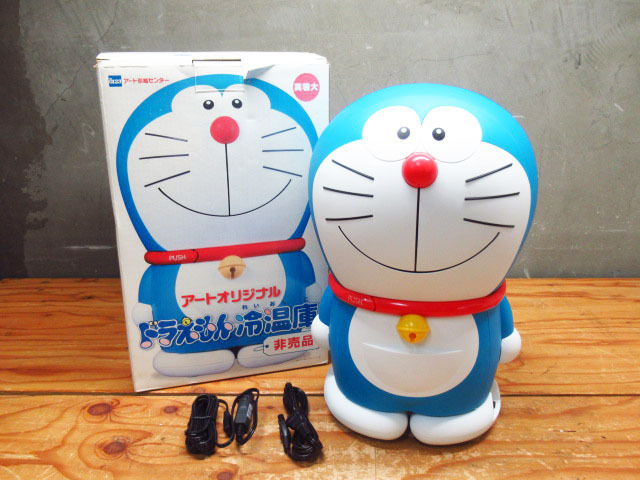 Yahoo!オークション -「ドラえもん冷温庫」(ポータブル冷蔵庫