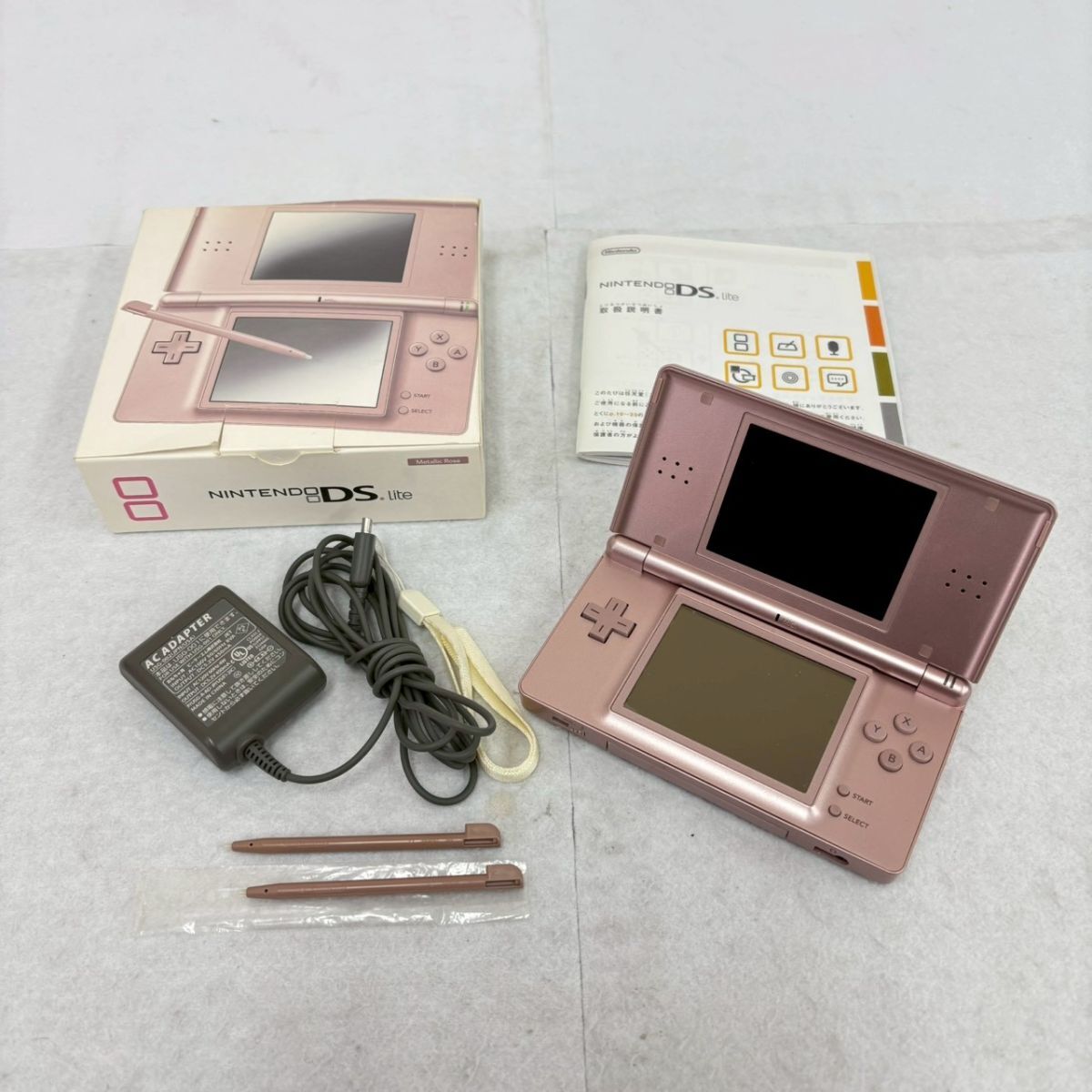 Yahoo!オークション -「ニンテンドーds lite メタリック ロゼ」の落札