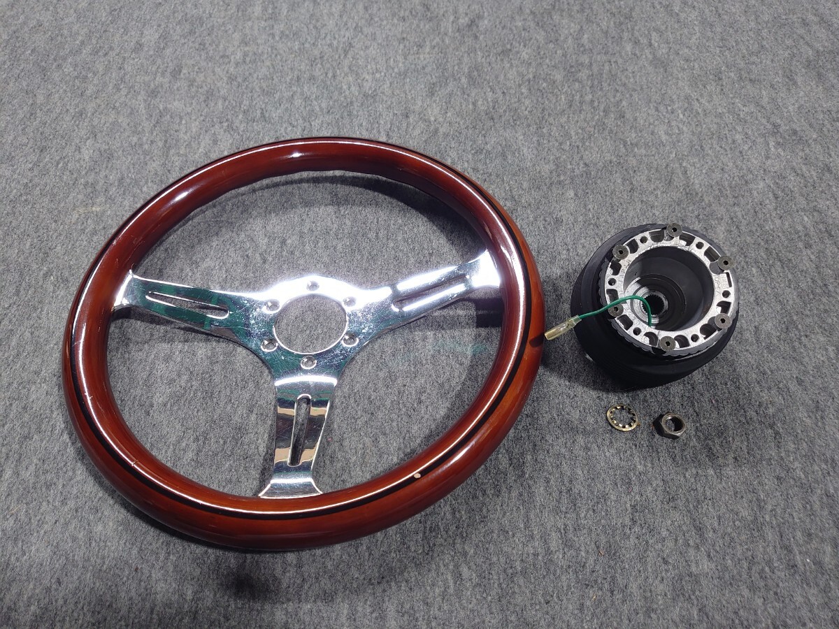 Yahoo!オークション -「サニトラ」(ステアリング、ハンドル本体) (日産