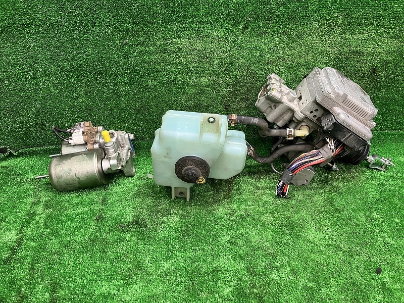 Yahoo!オークション -「アクア nhp10 ブレーキブースター」(その他