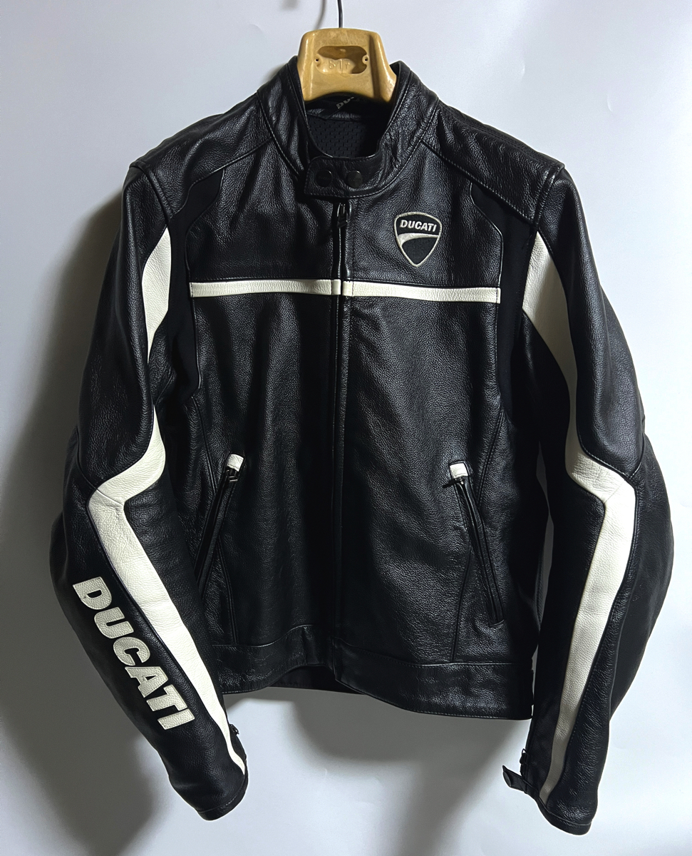 DUCATI DAINESE シングルライダースジャケット ブラック XL相当 2026年