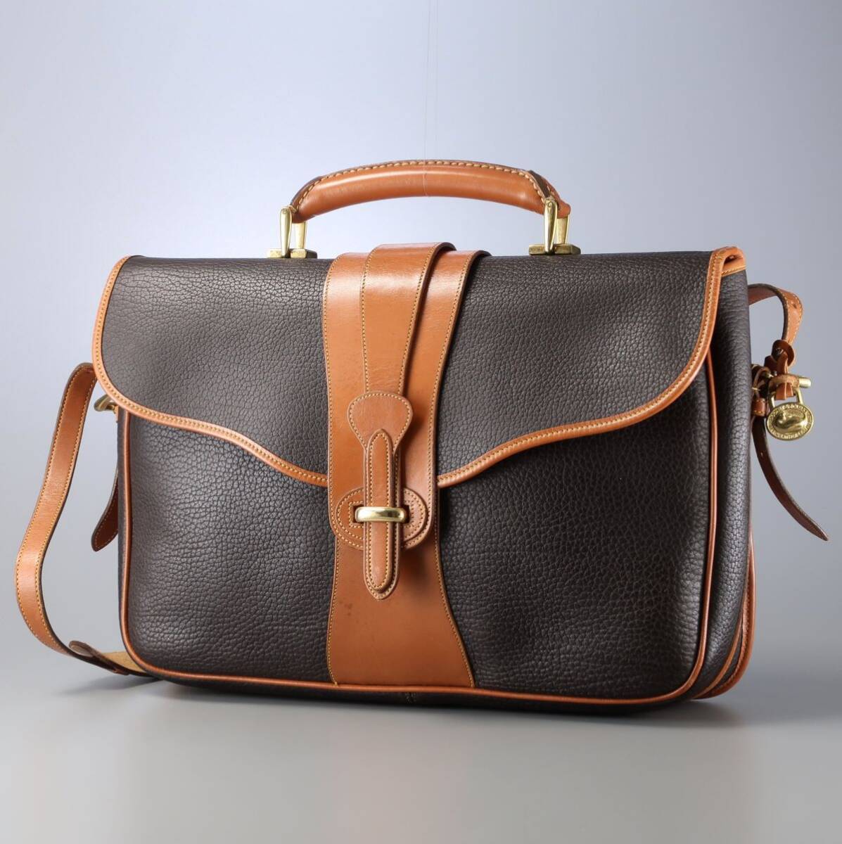 Yahoo!オークション -「dooney bourke」(メンズバッグ) の落札相場