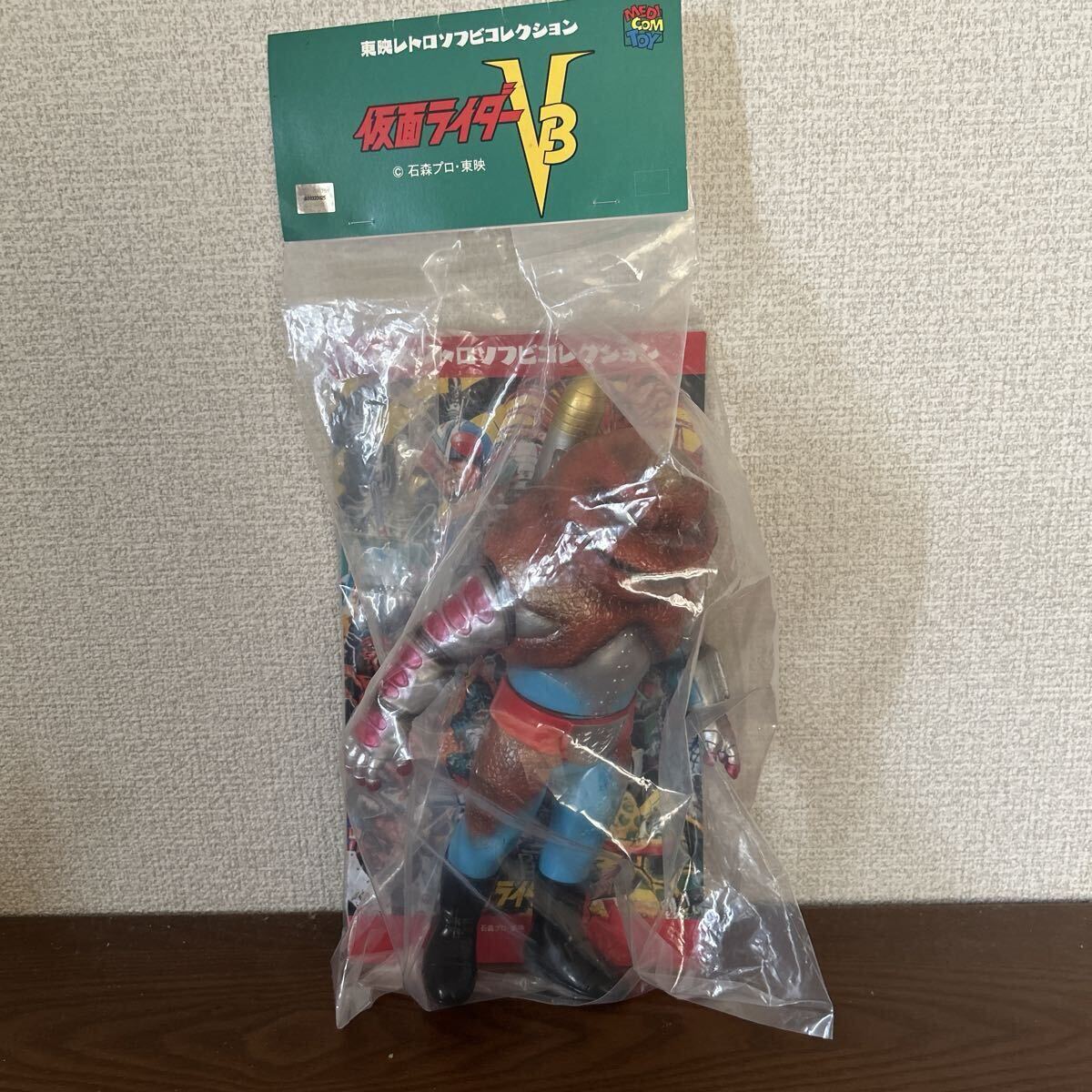 Yahoo!オークション -「東映レトロソフビミサイルヤモリ」(フィギュア