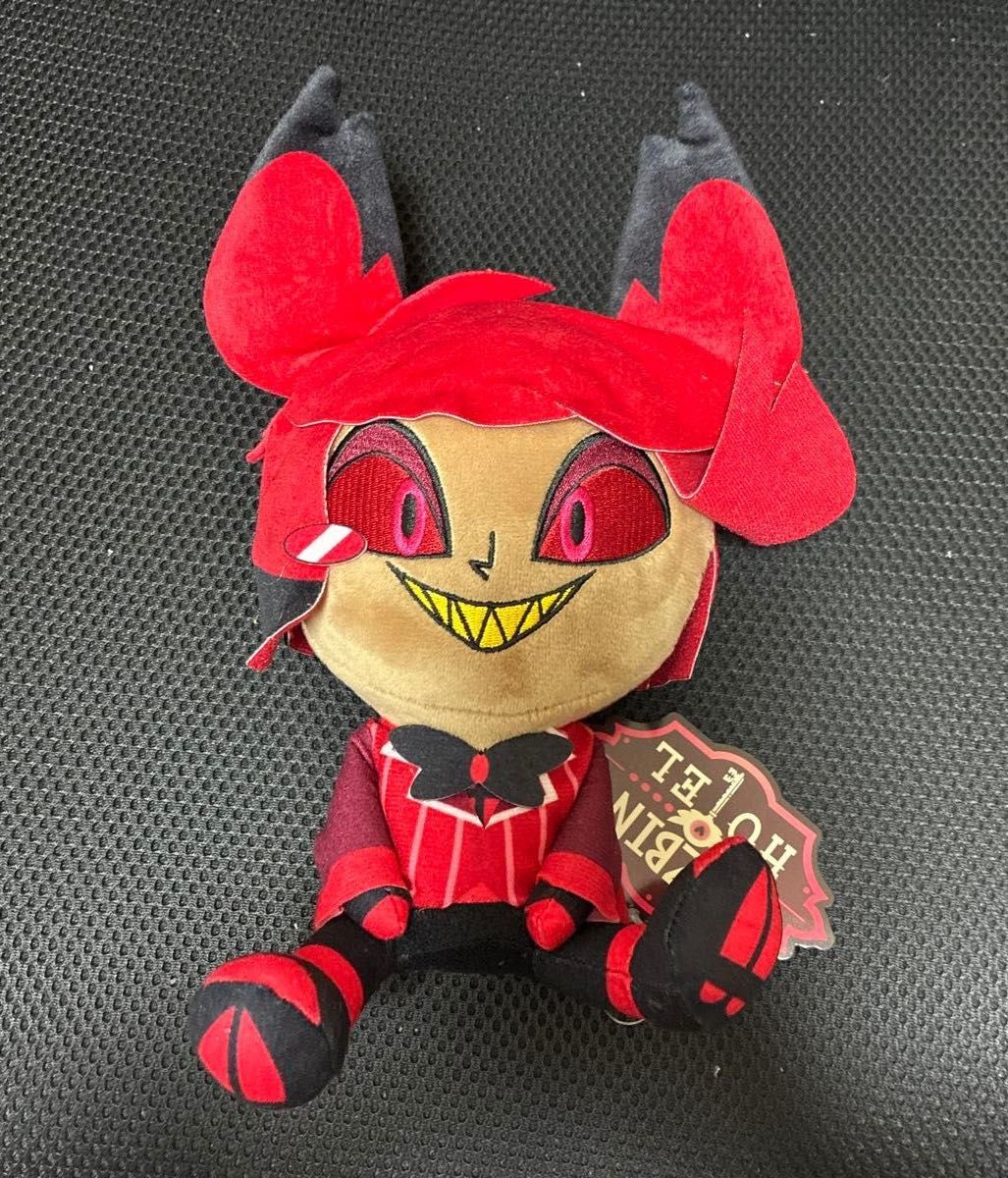 ハズビン・ホテルへようこそ おすわりぬいぐるみ ルシファー ラウンド