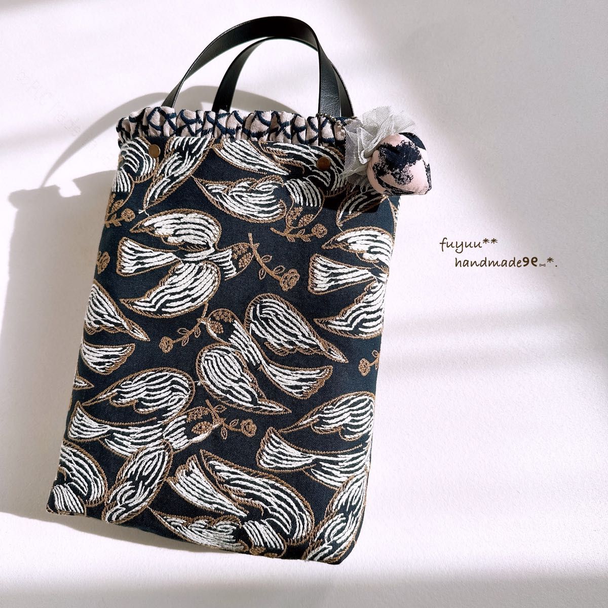 専用です ミナペルホネン最新following day navyトートバッグ