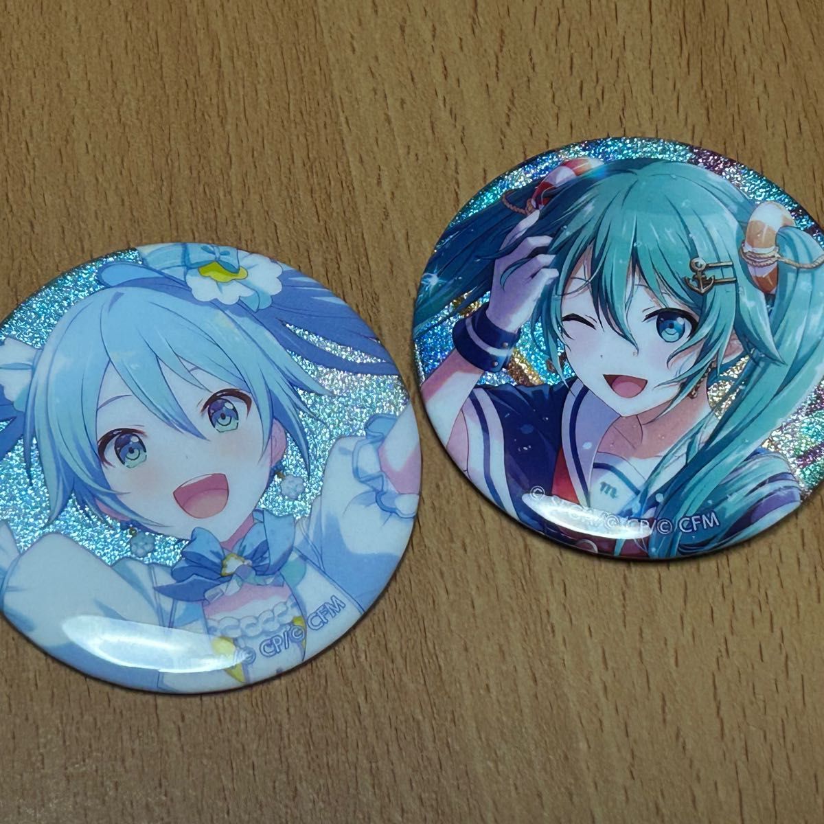 初音ミク 32B 缶バッジ グリッター缶バッジ プロセカ プロジェクト