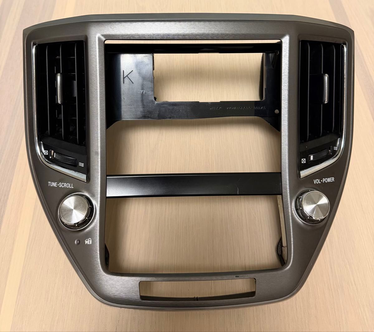 クラウン バッテリーボルテージセンサ 89892-30040 aws210