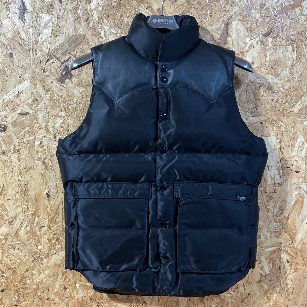 キムタク着用 Rocky Mountain Featherbed ダウンベスト｜Yahoo!フリマ