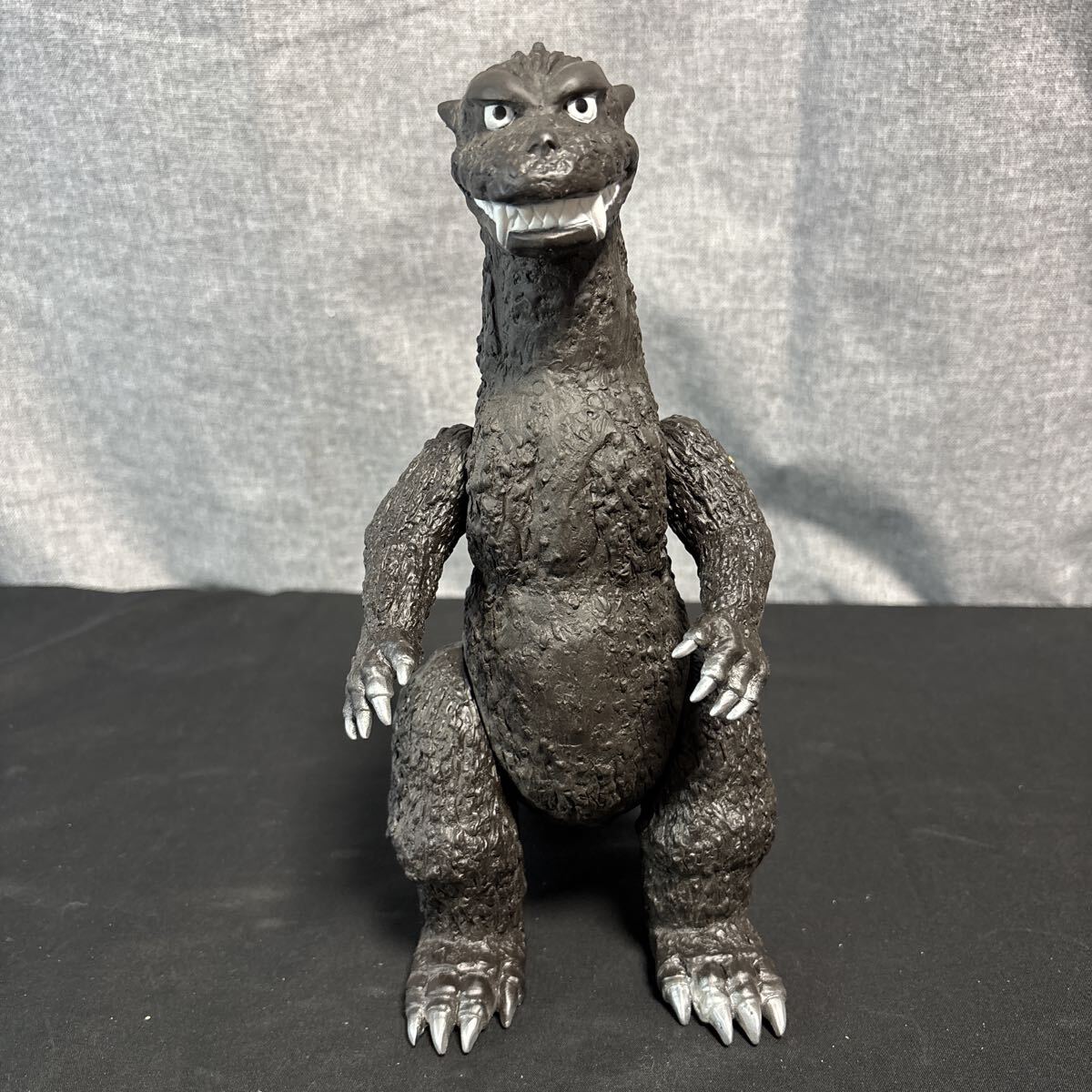 Yahoo!オークション -「マーミット 逆襲ゴジラ」の落札相場・落札価格