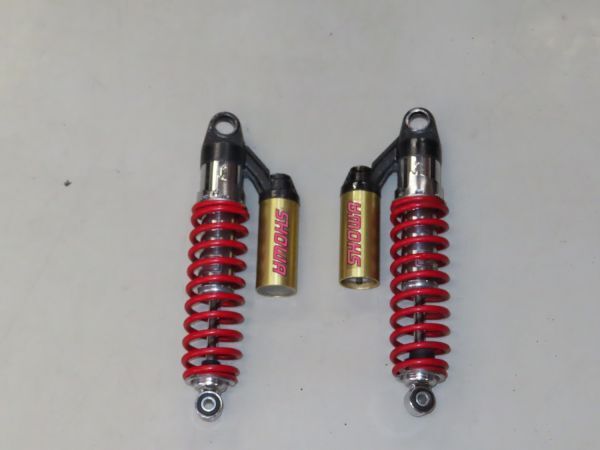 Yahoo!オークション -「バリオス2 リアサスペンション」の落札相場